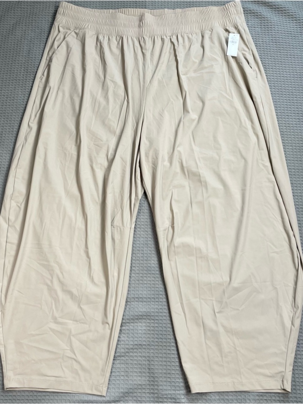 Old Navy Light Beige Wide-Leg Cropped Pants